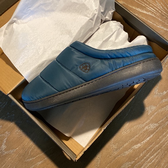 Ariat Men’s Crius Clog slipper - Picture 3 of 6